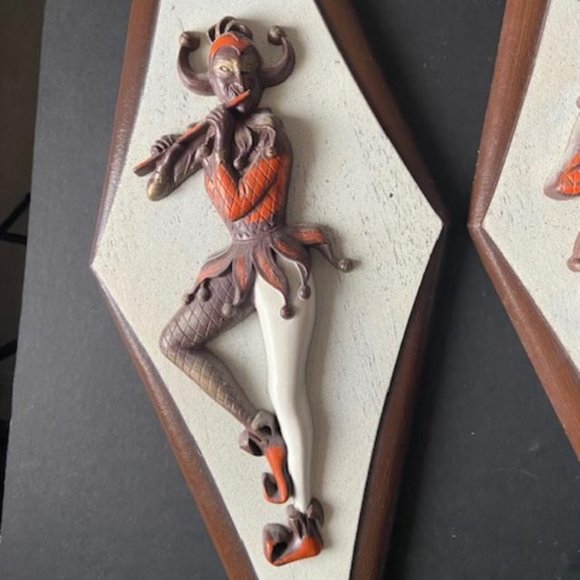 COPY - Pair of vintage Harlequin plaqes by Burwoods Products USA - Picture 3 of 4